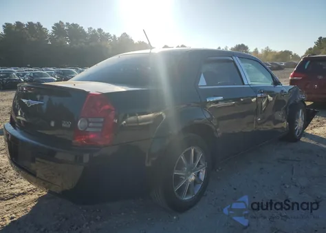 2008 Chrysler 300 Limited из США, поврежденный, VIN 2C3LK33G98H187588